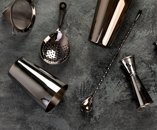 Glasses, Shakers and Jiggers for Professionals