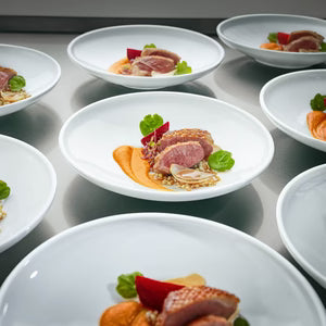 SCHONWALD SHIRO ROUND PLATE DEEP COUPE 90x26mm WHITE Pack of 12